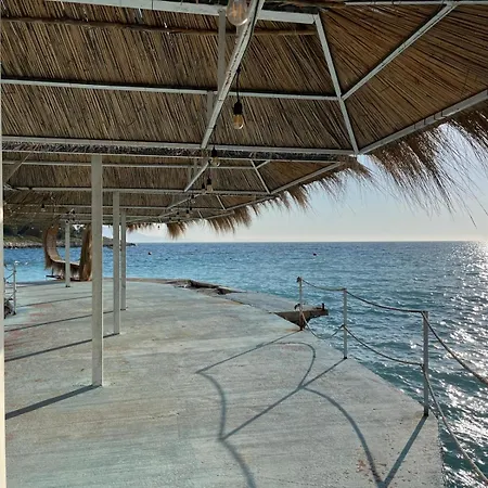 View * Sarandë